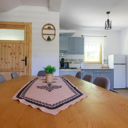 Burego W Bialce Tatrzanskiej Chalet *