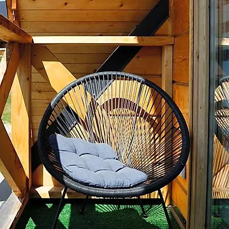 Burego W Bialce Tatrzanskiej Chalet *